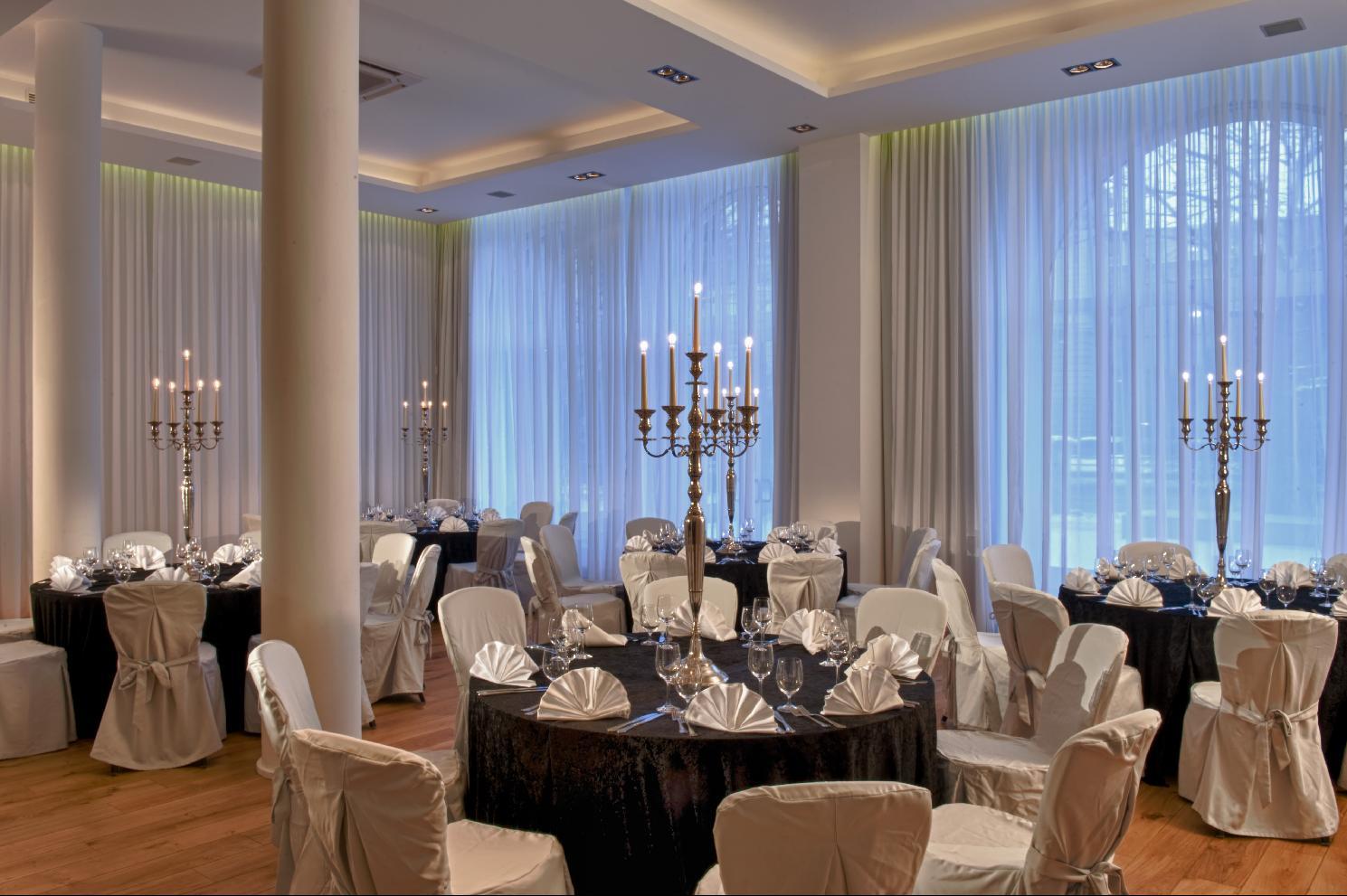 Wyndham Excelsior 4*