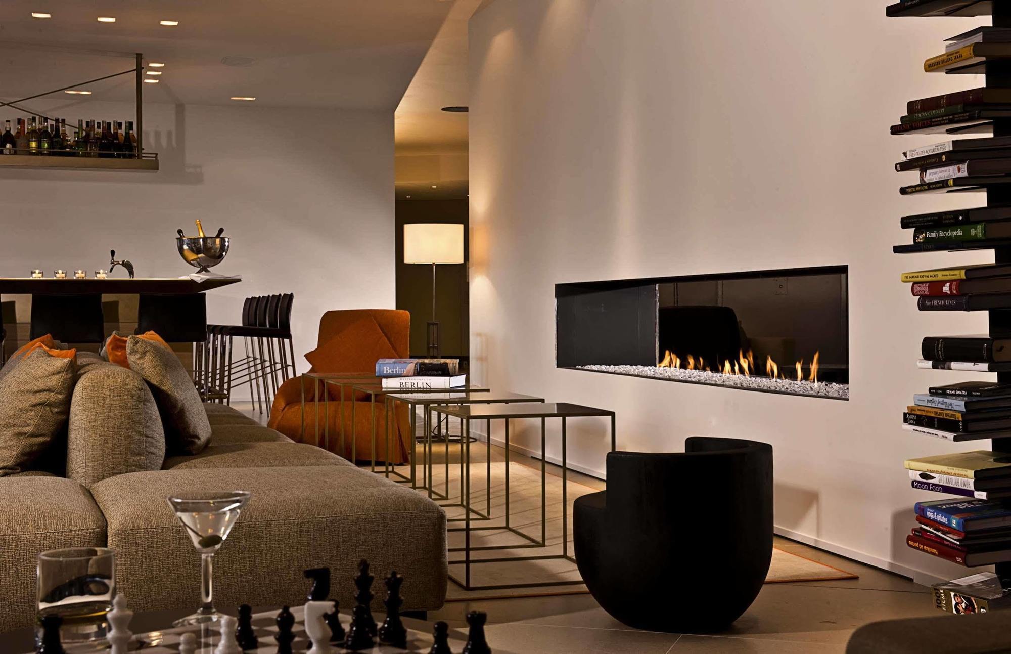 Wyndham Excelsior Hotel